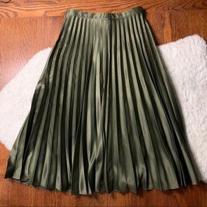 TOPSHOP pleated long silky skirt in olive green